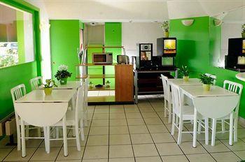 Lemon Hotel Dreux Chartres Esterno foto