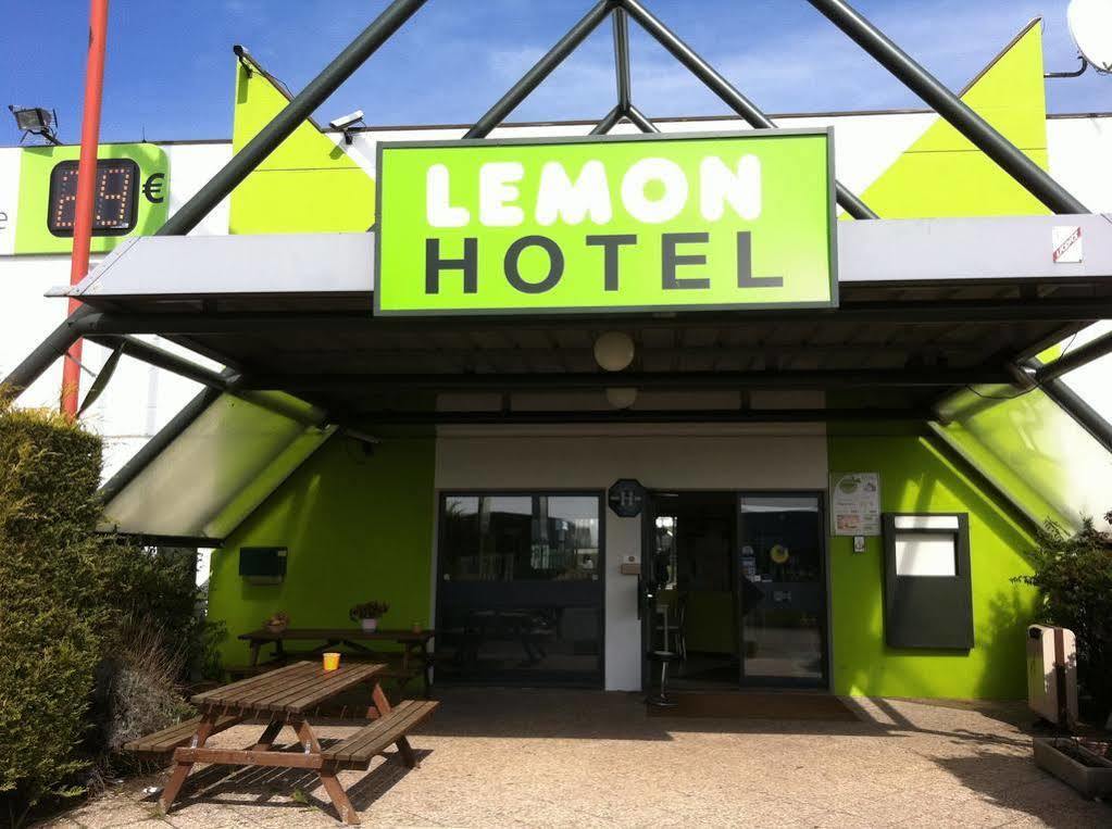 Lemon Hotel Dreux Chartres Esterno foto